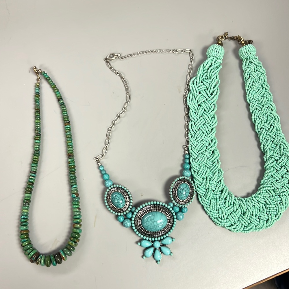 Necklaces. Set of 3.
